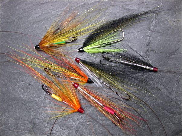 Tube Flies with Free Swinging Hooks